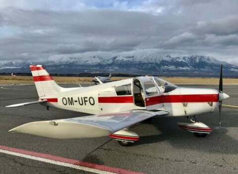 Vyhliadkový let ponad Tatry pre 1-3 osoby s možnosťou pilotovania.