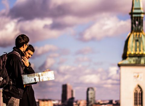 Escape hra v uliciach Brainteaselavy – zimná edícia od tvorcov hry V pazúroch ŠtB.