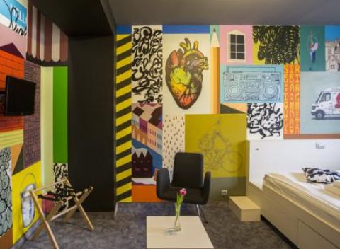 Objavujte nádherné mesto Košice s ubytovaním v The Invisible Hotel - Urban Flashbacks.