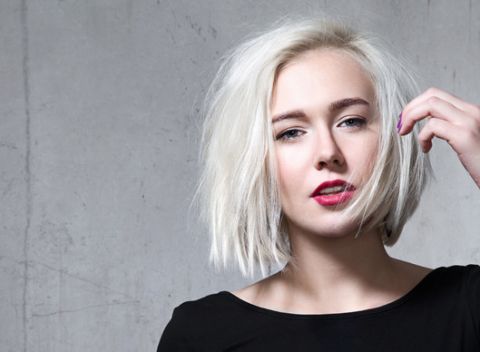 Melír, strih a regeneračný balíček na vlasy v Štúdiu krásy CLK v centre.