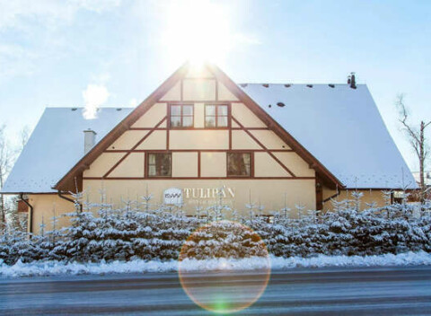 Dovolenka v Tatrách - Hotel Tulipán*** s vodným svetom a od 850 metrov od lanovky na Lomnický štít.