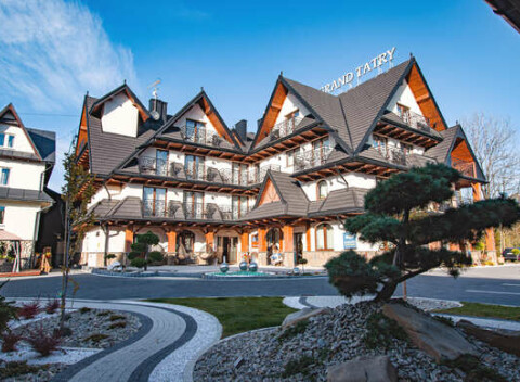 NOVINKA: Pôsobivý hotel Grand Tatry blízko termálov a ski centier (aj na Silvester a rok 2023).