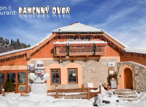 Vyšné Ružbachy: kúpeľný relax v Penzióne Kamenný dvor pre dvojicu s raňajkami alebo polpenziou.