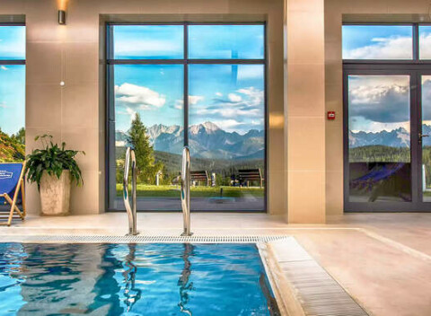 ROK 2023: Hotel Zbojnicowka*** len 16 minút od hraníc s wellness a zľavou do Termy Bukovina