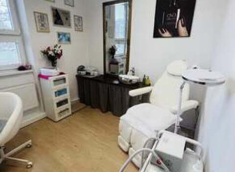 Suchá medicinálna pedikúra - najmodernejšia metóda pedikúry bez namáčania nôh a skalpela