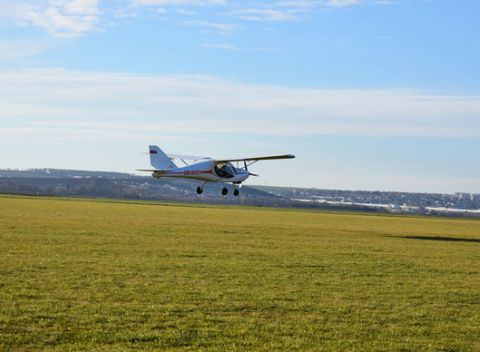Nezabudnuteľný zážitkový let s možnosťou pilotovania na skúšku vami vybranou trasou.
