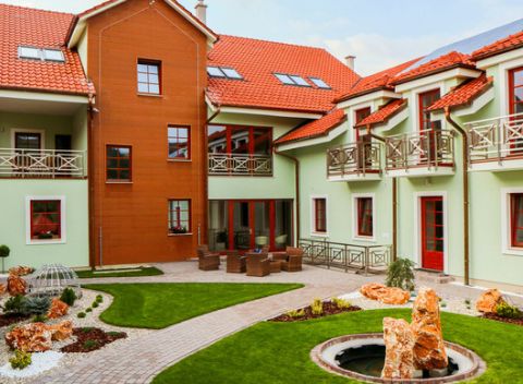 Vyberte sa za relaxom do nádherných Pienin do moderného penziónu Tri Koruny v Spišskej Starej Vsi.