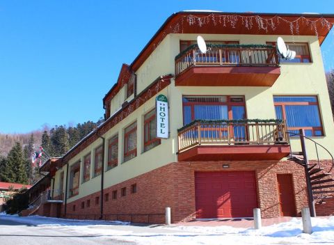 Skvelá dovolenka v krásnom obkolesení prírody v rekreačnej oblasti Drienica – Lysá v Hoteli Šomka.