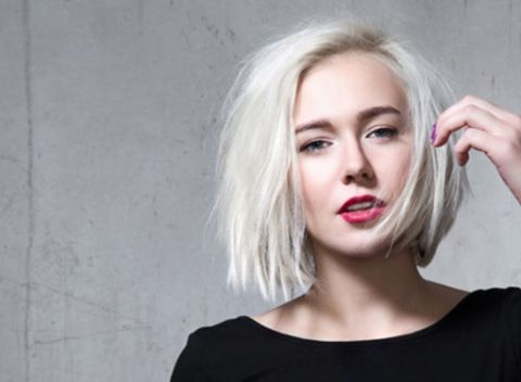 Melír, strih a regeneračný balíček na vlasy v Studio Valery v centre Bratislavy.