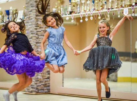 Jazykovo-tanečný tábor pre deti. Doprajte vašim drobcom to, čo ich naozaj baví.