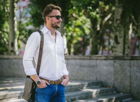 Staňte sa pravým džentlmenom s dizajnou pánskou koženou taškou Legio VI.