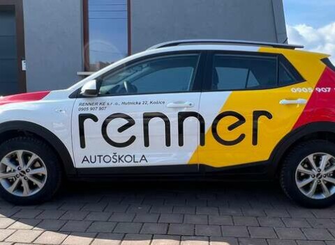 Do auta bez stresu a s istotou vďaka kondičným jazdám s autoškolou Renner