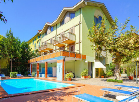 Dovolenka v Toskánsku v talianskom meste Montecatini Terme v hoteli Cappelli s polpenziou a bazénom