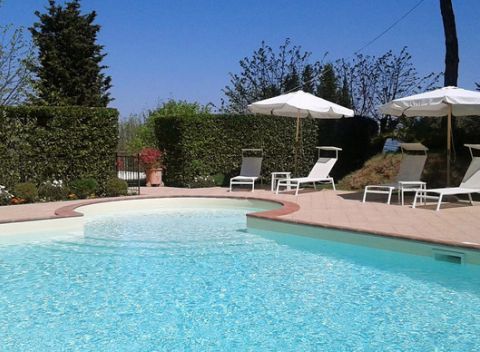 Toskánska dovolenka s voľným vstupom do bazéna, raňajkami a dieťaťom do 6 rokov vo Ville Bianca.