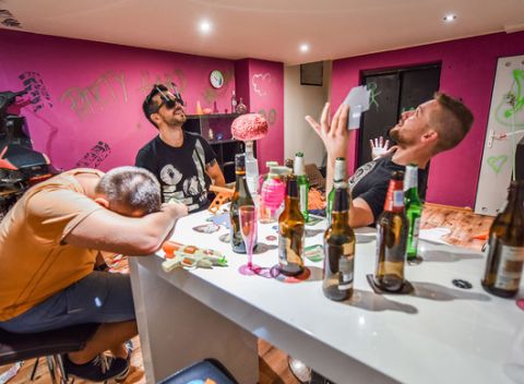 Escape room Vo štvorici po opici pre pre 2 – 6 hráčov. Jedinečný scenár a príbeh.