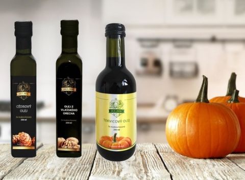 Oleje vyrobené na Slovensku - tekvicový, cédrový alebo z vlašských orechov.