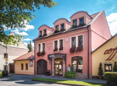 Hotel Bojnický Vínny Dom - romantické ubytovanie v blízkosti kúpeľov a ZOO.