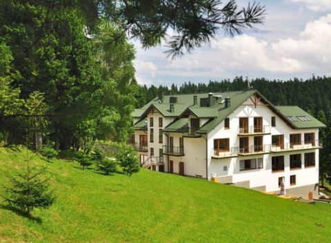 Dotyk prírody v jednej z najkrajších častí Poľska s ubytovaním v ocenenom hoteli 4 Pory Roku & Spa.