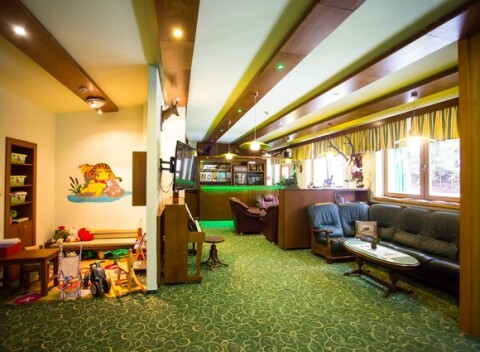 Hotel POĽOVNÍK *** - Pre všetkých, ktorí obľubujú menšie a tichšie zariadenia