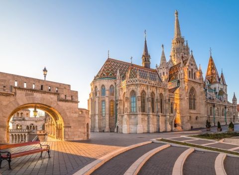 Budapešť v Kings Hoteli *** v historickom centre s raňajkami + dieťa zdarma.