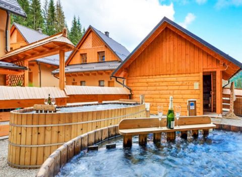 Beskydy v Hoteli Martiňák *** s polpenziou, saunami a zľavou na bohaté wellness.