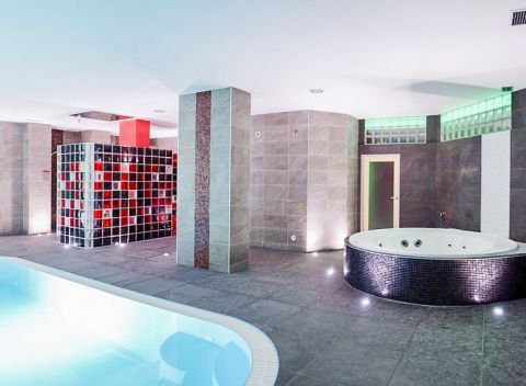 Brno v Hoteli Fontána *** pri priehrade s wellness a rozšírenou polpenziou.