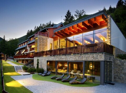 Hotel Rozsutec *** - Oddýchni si v prekrásnom prostredí Národného Parku Malá Fatra v srdci Vrátnej Doliny