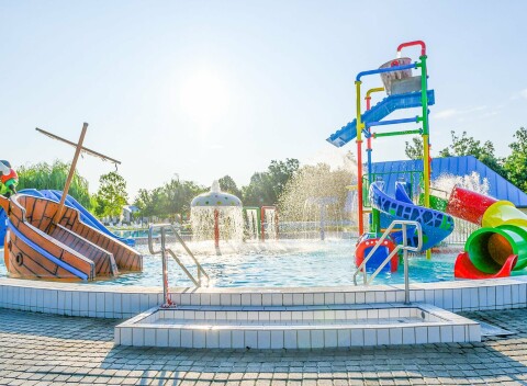 Relaxačný pobyt v Sárvári: Penzión Wolf s celodenným vstupom do termálnych kúpeľov (800 m) a raňajkami