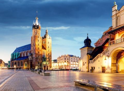 Objavujte Krakov z hotela Wilga*** s rýchlym prístupom do centra, dieťa do 7 rokov zdarma.