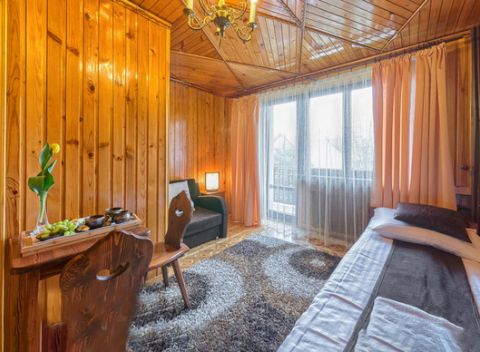 Ubytovanie s vôňou hôr a dreva v malebnom prostredí Bialky Tatrzanskej.