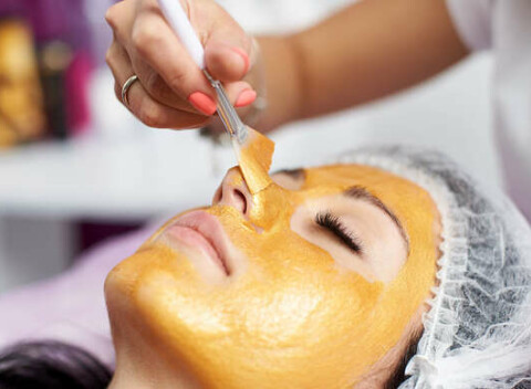 Ayurvedská masáž tváre, krku a dekoltu - až 50 minút relaxu v Eleonor Esthetic