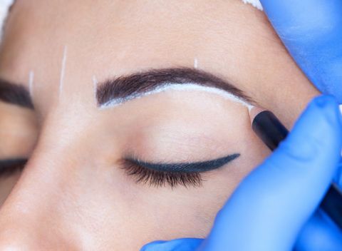 Aj vaše obočie môže byť výrazné a úplne prirodzené – vďaka čepieľkovej metóde.