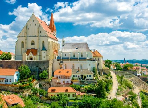Znojmo s raňajkami, fľašou vína a úschovňou bicyklov v Penzióne Na Návrší.