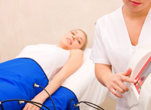 Prístrojová lymfodrenáž na redukciu celulitídy a naštartovanie metabolizmu.