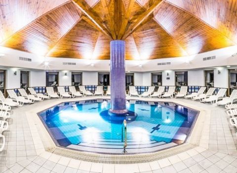 Maďarsko: Erzsebet Hotel *** + polpenzia, neobmedzené wellness a 2 deti zdarma.