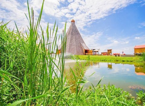 Stredné Čechy vo Vigvam rezorte s polpenziou, wellness a degustáciou vína.