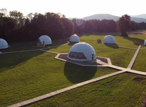 Exkluzívny glamping pre páry pri Bojniciach - romantický únik do prírody