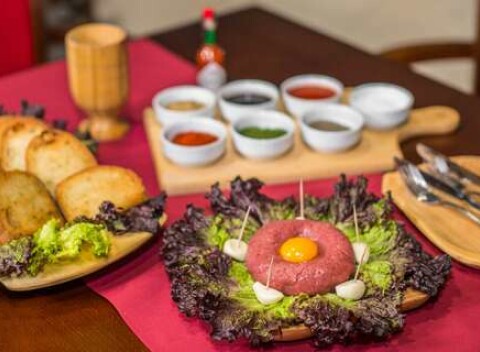 Tatarák a 10 hrianok pre dvoch v reštaurácii Rotoska aj na take away a donášku