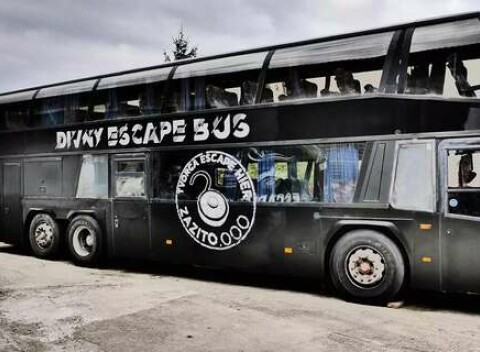 Útek z DIVNÉHO AUTOBUSU v Escape room ZAZITO.OOO: Celá misia trvá približne 75 minút