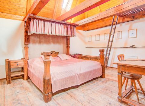 Český raj: romantický pobyt pre dvoch v čarovnej Rezidencii Věž Jičín s raňajkami v cene.