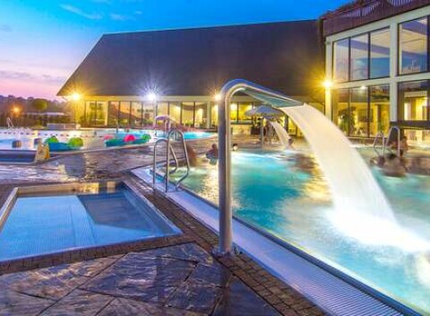 Termy Szaflary – vstup do termálnych kúpeľov s unikátnou vodou len 30 minút od hraníc