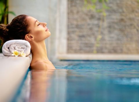 Malé Bielice v penzióne Kalinka s polpenziou, vstupom do termálneho bazéna a vírivky.