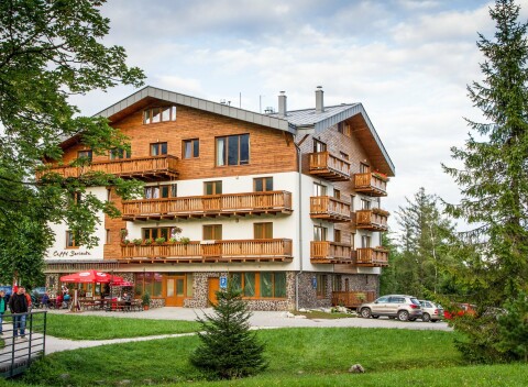 Vysoké Tatry 1 km od lanovky na Lomnický štít vo Vile Borievka *** s darčekom + dieťa do 6 rokov zdarma