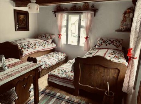 Tradično-netradičné ubytovanie v srdci Slovenska v rozprávkovej drevenici s názvom Tak ako kedysi - až pre 4 osoby