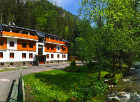 Oddych v srdci Demänovskej doliny v apartmánovom rezorte RiverSide Jasná + dieťa do 12 rokov zdarma.