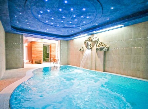 Hegykő: Hotel Tornacos *** s wellness, polpenziou + vstup do termálnych kúpeľov.