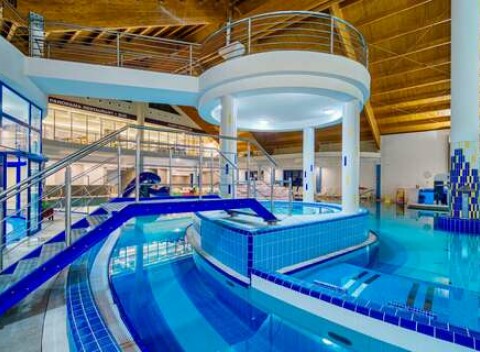 Celodenné vstupy do Thermal parku a Wellness centra Wellness Hotela Patince**** aj s obedom za výhodnú cenu