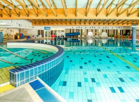 Celodenné vstupy do Holidayparku Kováčová - zábava a relax v termálnej minerálnej vode