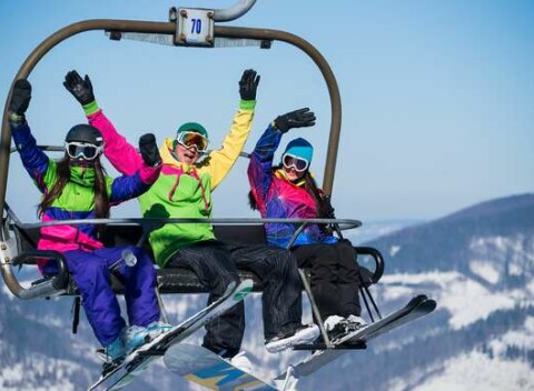 Skipas do Snowparadise Veľká Rača Oščadnica, požičanie výstroja, jazda na bobovej dráhe aj večerné lyžovanie