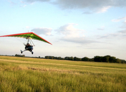 Nezabudnuteľný poznávací let rogalom ponad krásnu Nitru. Zážitok s vysokou dávkou adrenalínu.